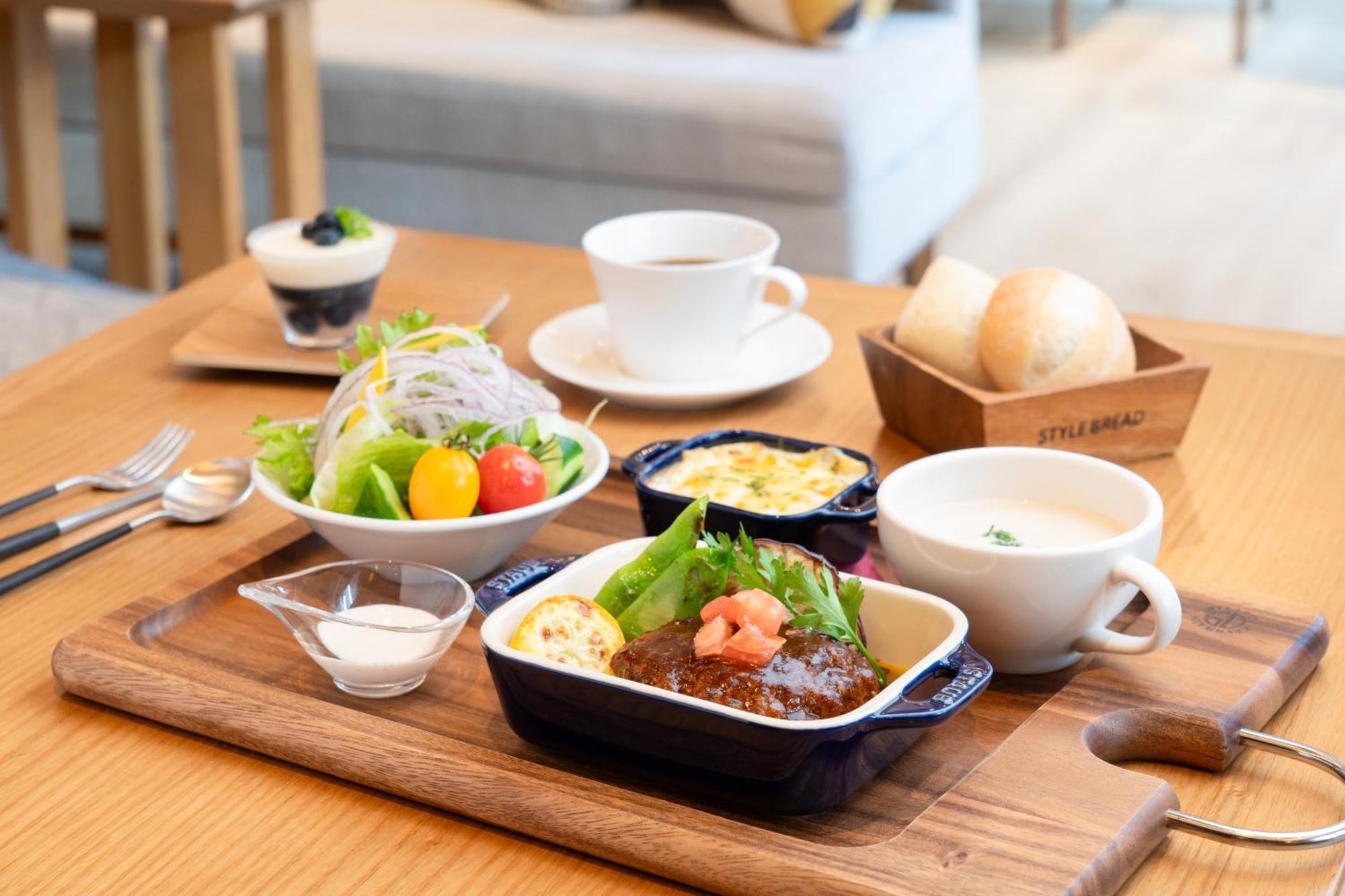 Aqa Hotel Premium Saku Zewnętrze zdjęcie