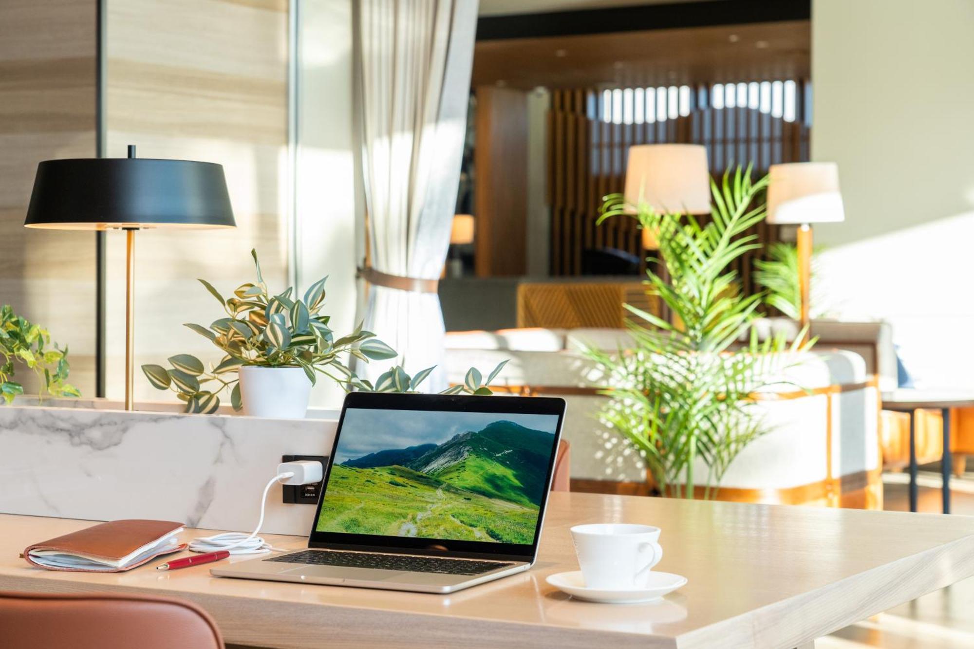 Aqa Hotel Premium Saku Zewnętrze zdjęcie